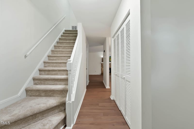 5444 Pine Top Cir, Raleigh, NC 27612