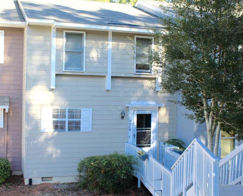 5448 Pine Top Cir, Raleigh, NC 27612