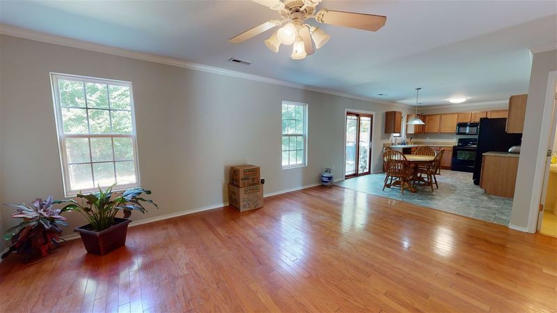 5449 Thunder Ridge Dr, Raleigh, NC 27610