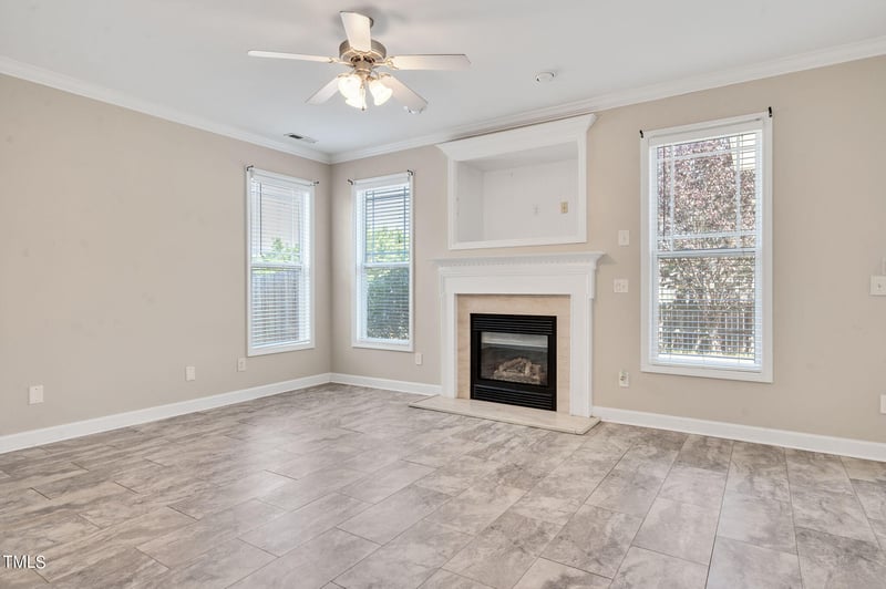 545 Hadlow St, Fuquay Varina, NC 27526