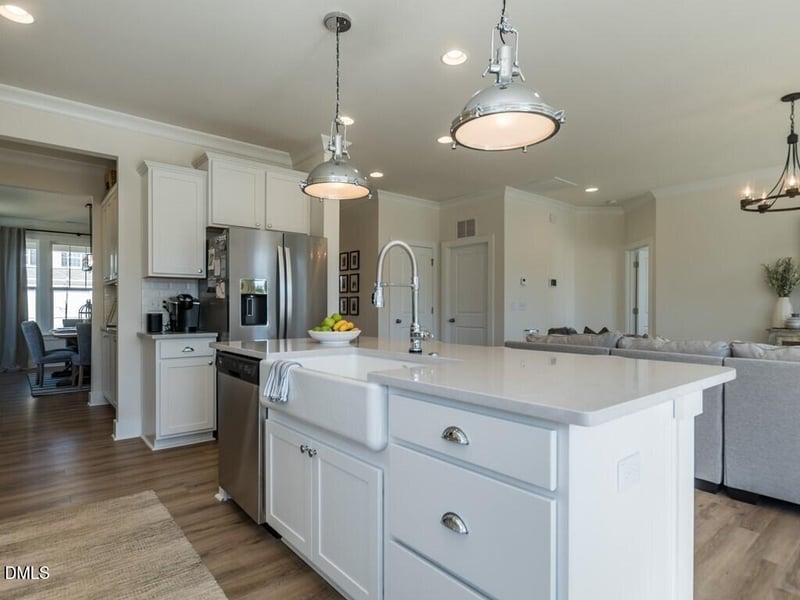 545 Hipwood Dr, Zebulon, NC 27597