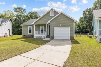 545 Jennings Farm Rd, Fayetteville, NC 28314