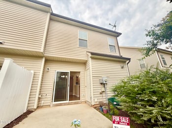 545 Matheson Pl, Cary, NC 27511