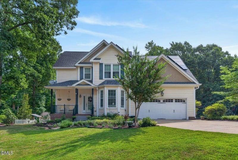 545 Ryans Ln, Clayton, NC 27520