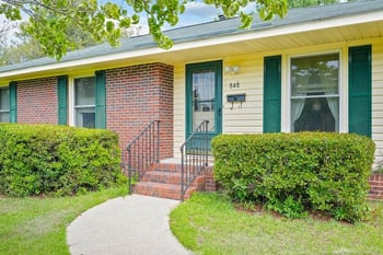 545 Waterbury Dr, Fayetteville, NC 28311