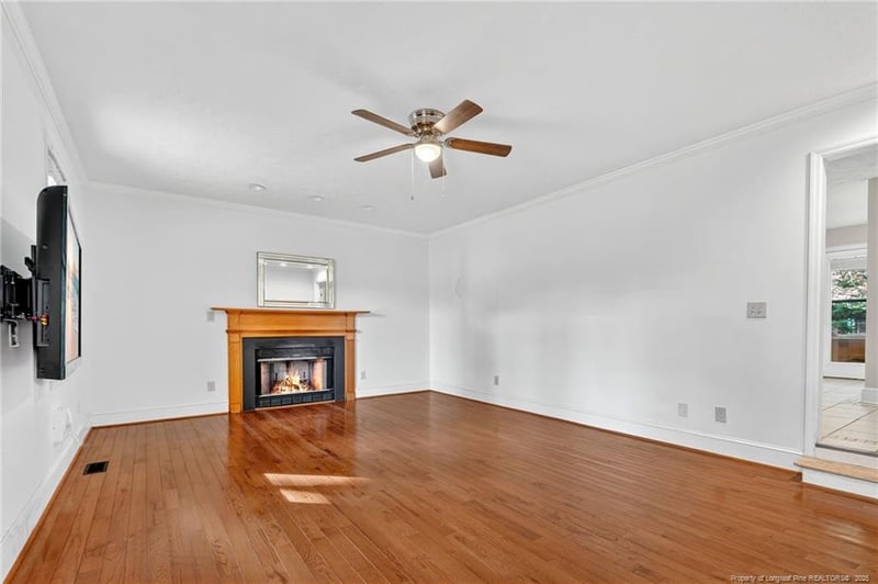 5451 Kentucky Ln, Hope Mills, NC 28348
