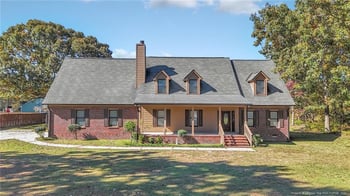 5451 Kentucky Ln, Hope Mills, NC 28348
