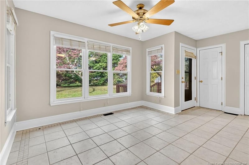 5451 Kentucky Ln, Hope Mills, NC 28348