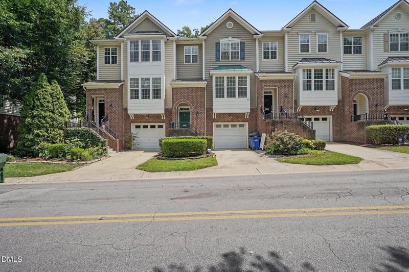 5453 Crescentview Pw, Raleigh, NC 27606