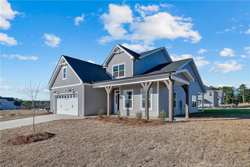 5453 Seedling Rd, Fayetteville, NC 28311