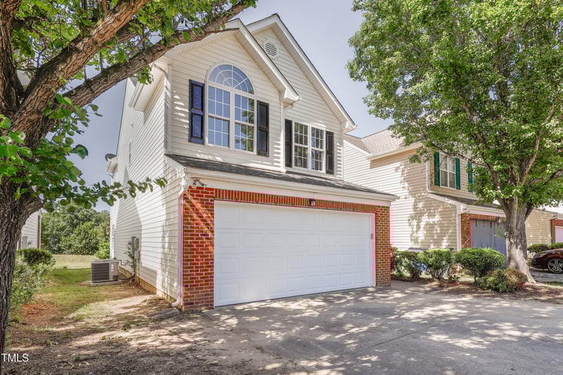 5456 Grand Traverse Dr, Raleigh, NC 27604