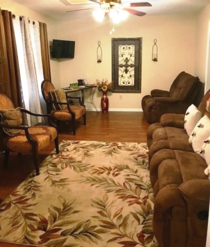 5457 Devils Racetrack Rd, Four Oaks, NC 27524