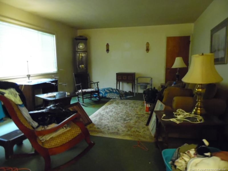 5457 Fisher Rd, Fayetteville, NC 28304