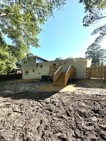 546 Rock Canyon Dr, Fayetteville, NC 28303