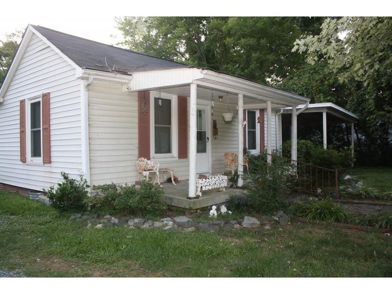 546 Spence St, Burlington, NC 27217
