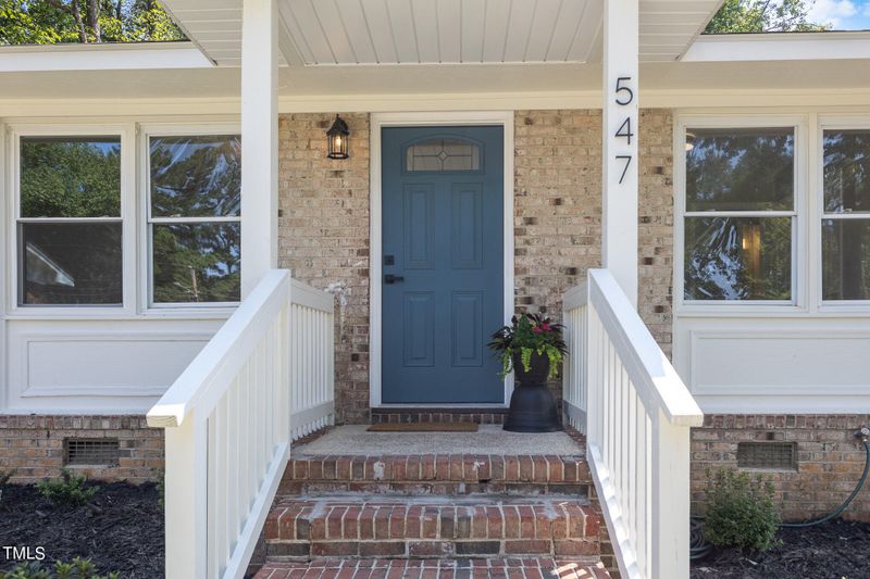 547 Dacian Rd, Raleigh, NC 27610