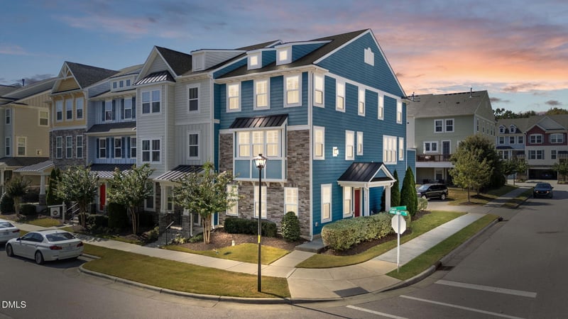 547 Grand Central Station, Apex, NC 27502