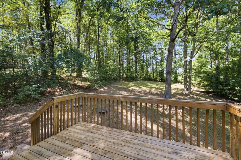 547 Lockwood Dr, Clayton, NC 27527