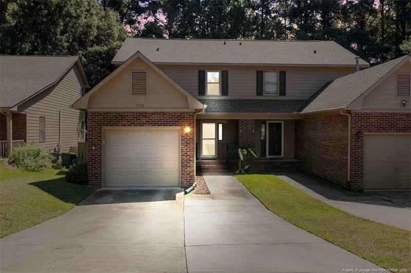 5470 Robmont Dr, Fayetteville, NC 28306