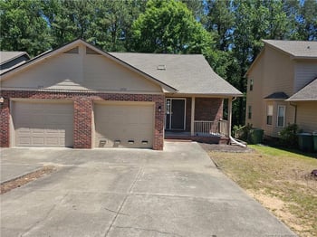 5472 Robmont Dr, Fayetteville, NC 28306