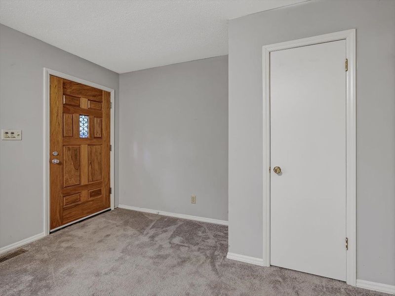 5472 Us 15 501 Hw, Pittsboro, NC 27312