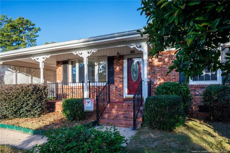548 Cimarron Dr, Fayetteville, NC 28303