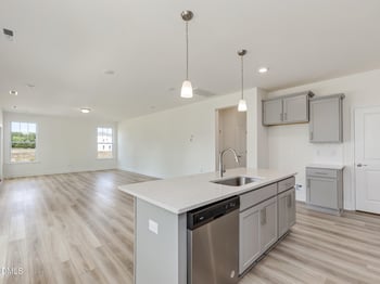 548 Hipwood Dr, Zebulon, NC 27597