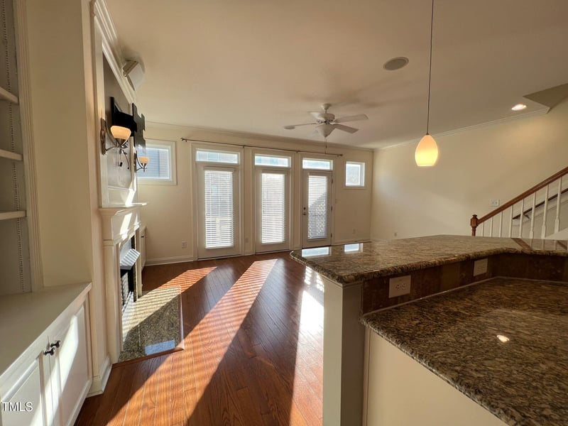 548 Old Mill Village Dr, Apex, NC 27502