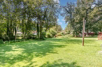548 Riddle Ave, Hillsborough, NC 27278
