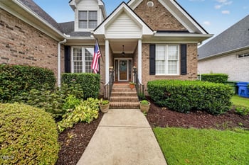548 Walapai Dr, Fuquay Varina, NC 27526