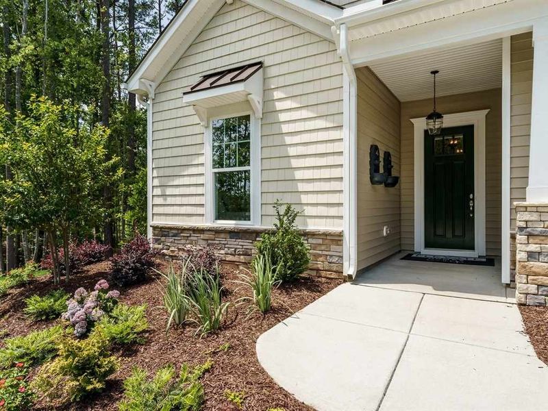 548 Warm Wind Dr, Clayton, NC 27527