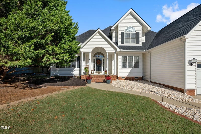 549 Carlton St, Clayton, NC 27520