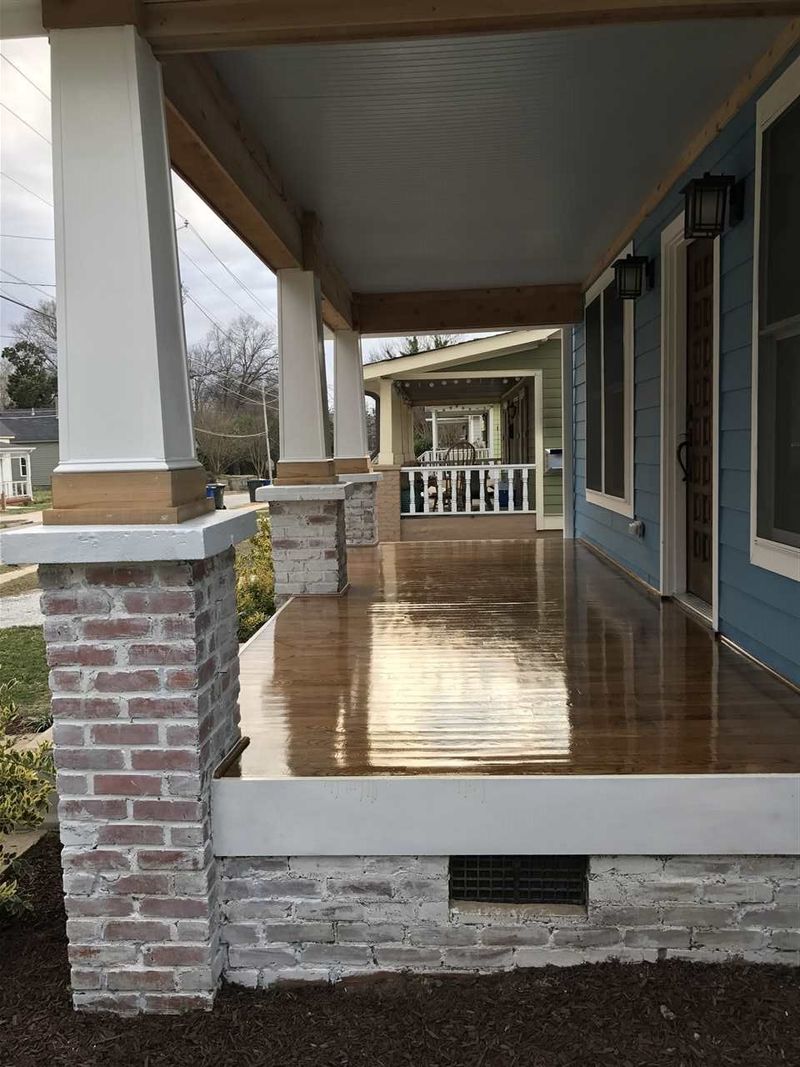 549 E Lenoir St, Raleigh, NC 27601