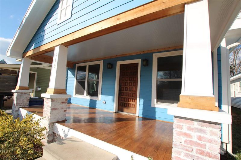 549 E Lenoir St, Raleigh, NC 27601