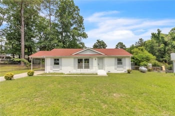 5490 Ivyridge Ct, Fayetteville, NC 28314