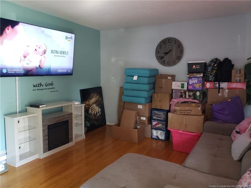 5490 Lindale Ct, Fayetteville, NC 28314