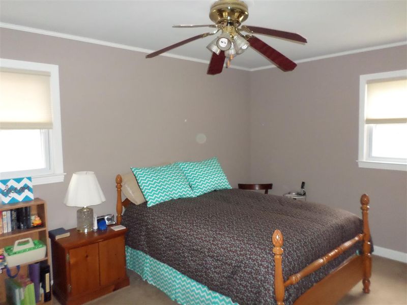 55 S 3rd St, Roxboro, NC 27573