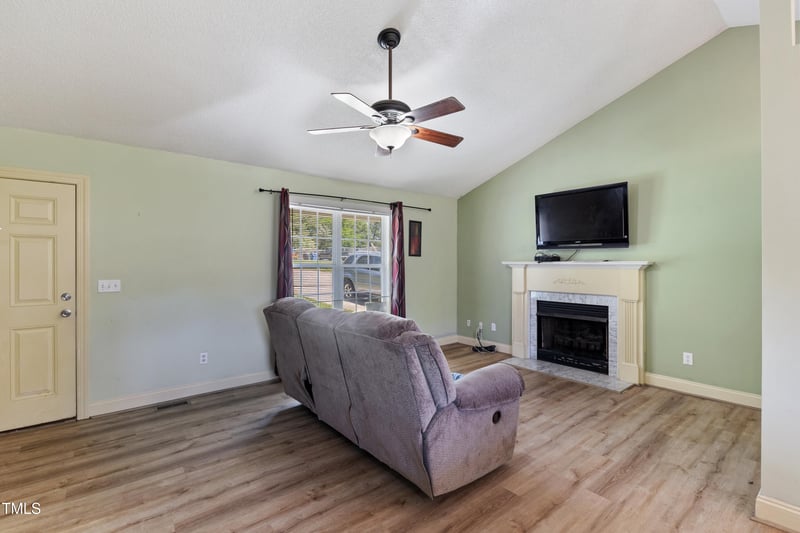 55 Ayden Dr, Clayton, NC 27520