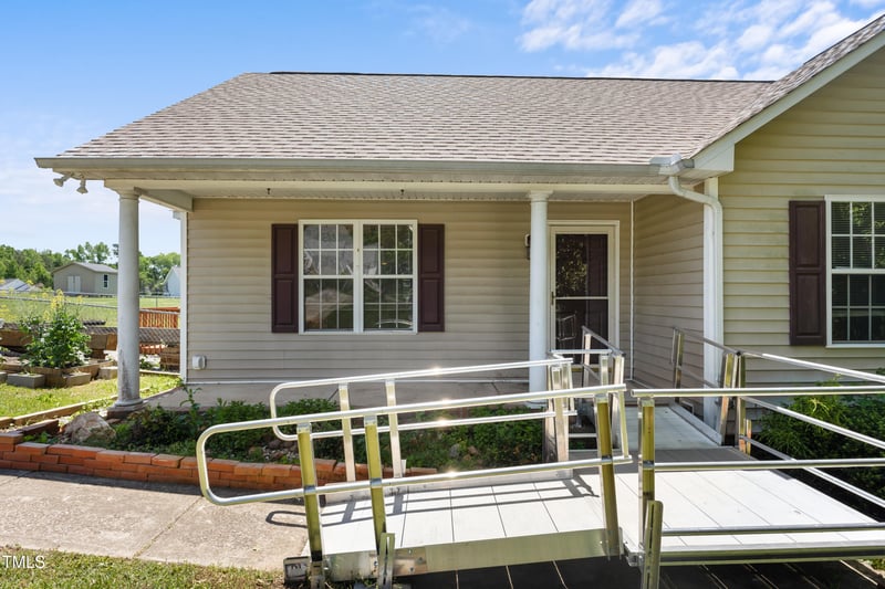 55 Ayden Dr, Clayton, NC 27520