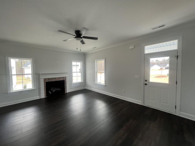 55 W Battery Cir, Selma, NC 27576