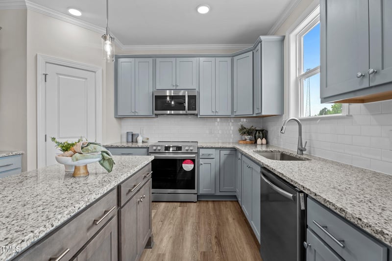 55 Diamond Creek Dr, Zebulon, NC 27597