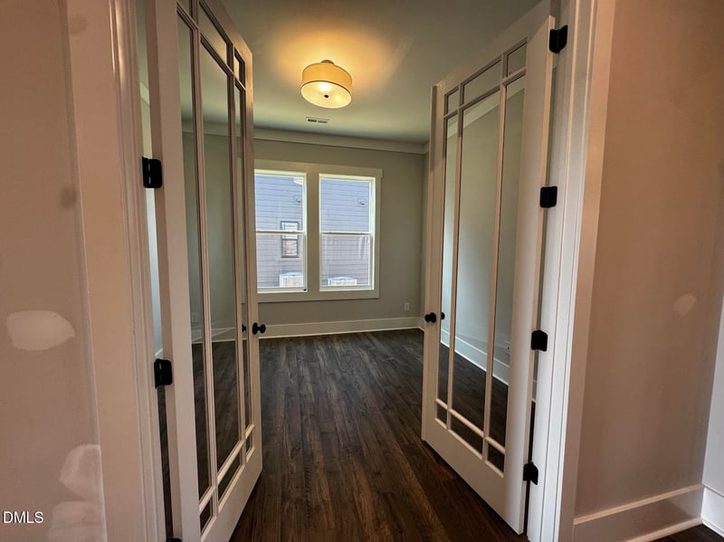 55 Elm Grove Ave, Fuquay Varina, NC 27526