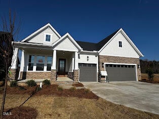 55 Elm Grove Ave, Fuquay Varina, NC 27526