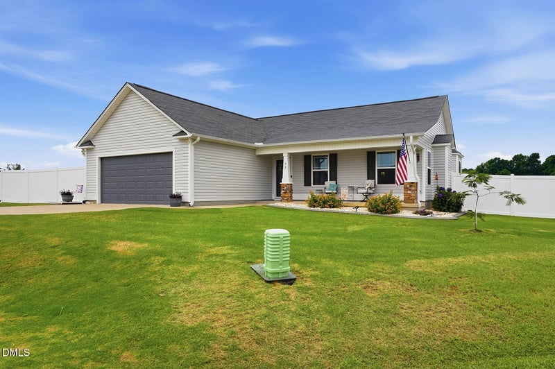 55 Fall Bridge Cir, Benson, NC 27504
