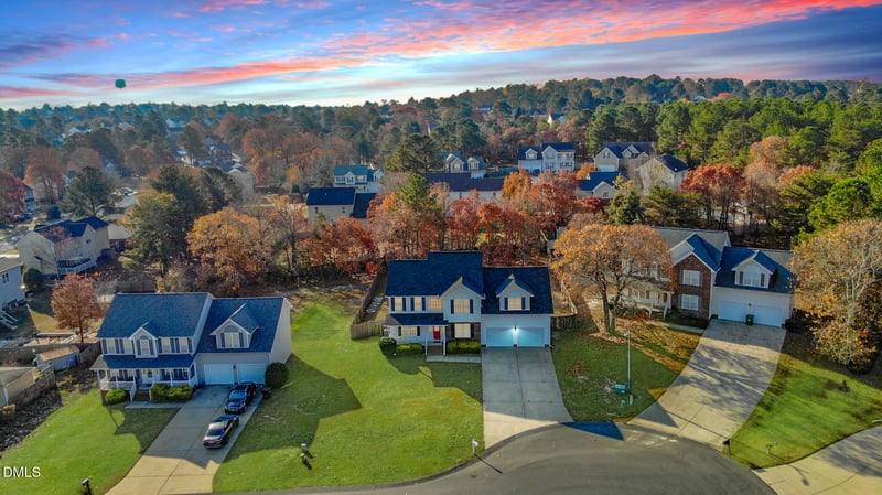 55 Forest Mountain Ct, Sanford, NC 27332