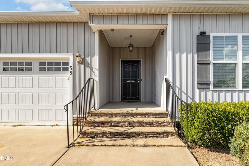 55 Gatlin Dr, Selma, NC 27576