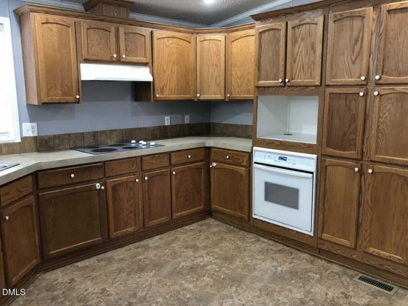 55 Green Valley Dr, Franklinton, NC 27525