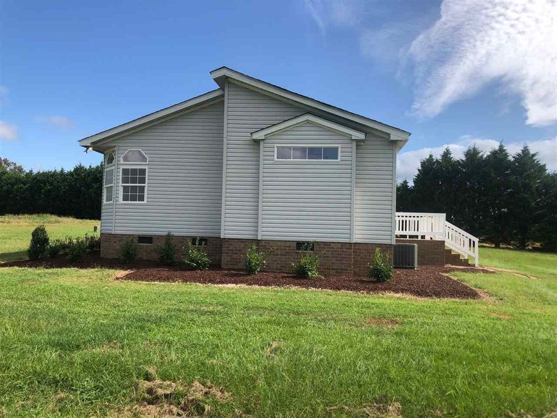 55 W Johnson Rd, Benson, NC 27504