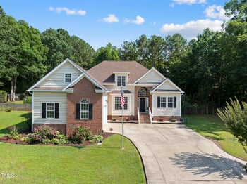 55 Kristopher Woods Dr, Youngsville, NC 27596