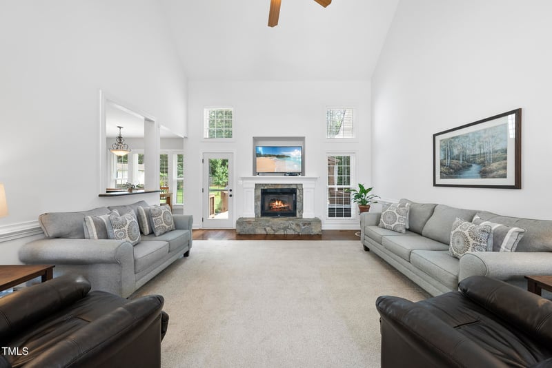55 Kristopher Woods Dr, Youngsville, NC 27596